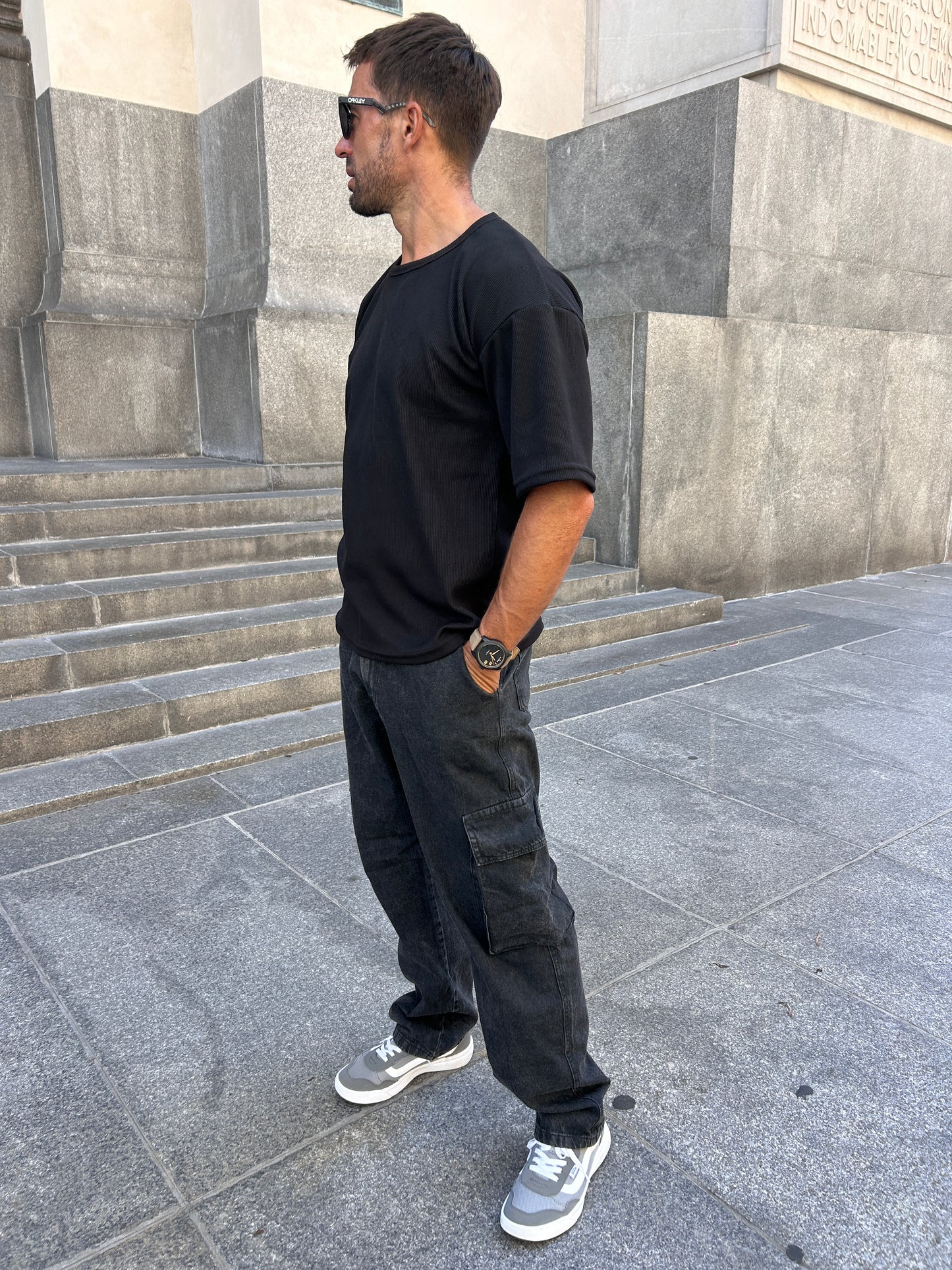 Cargo baggy black gastado