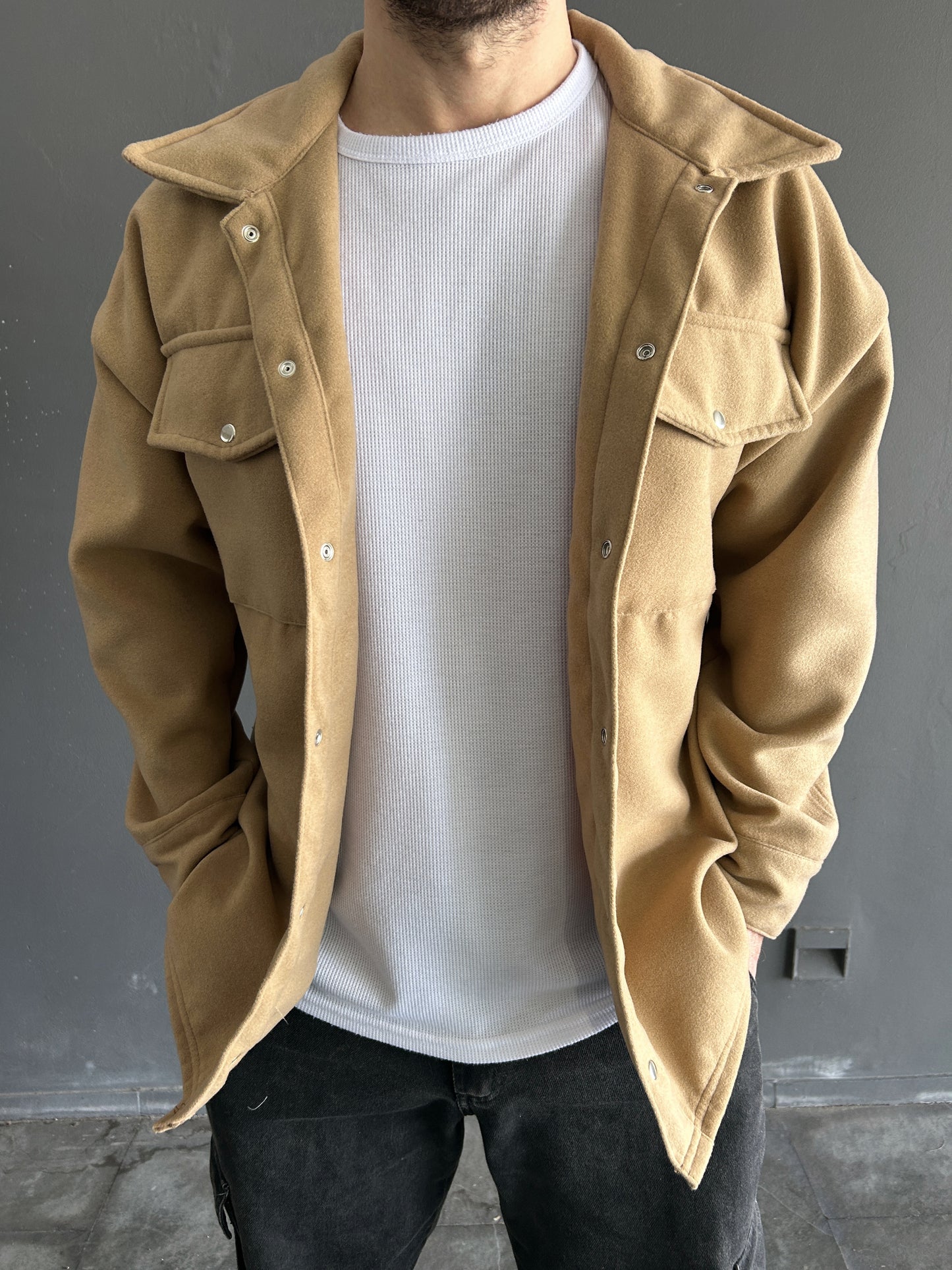 Chaqueta OVER de paño camel