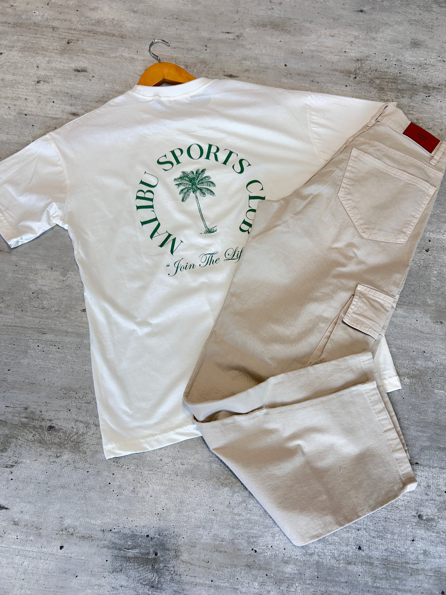 Remera marfil estampada 🌴 (espalda)
