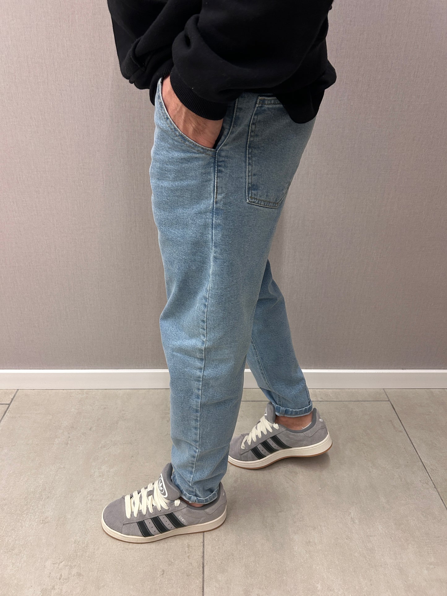 Jeans Slouchy azul liso