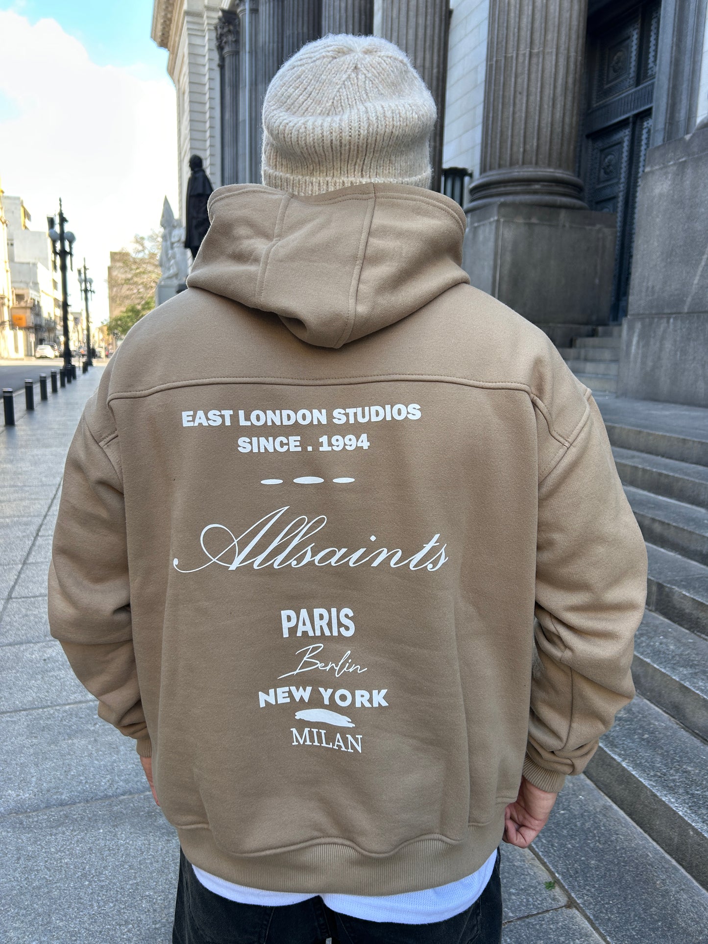 SALE 30% off Canguro tostado de algodón estampado (espalda)