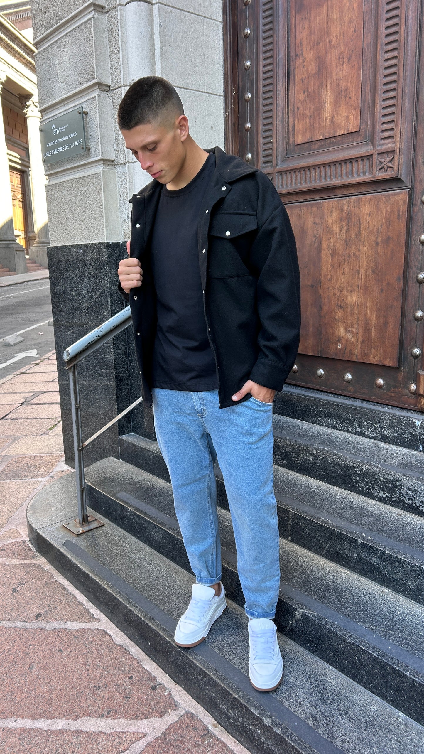 Chaqueta OVER de paño negra