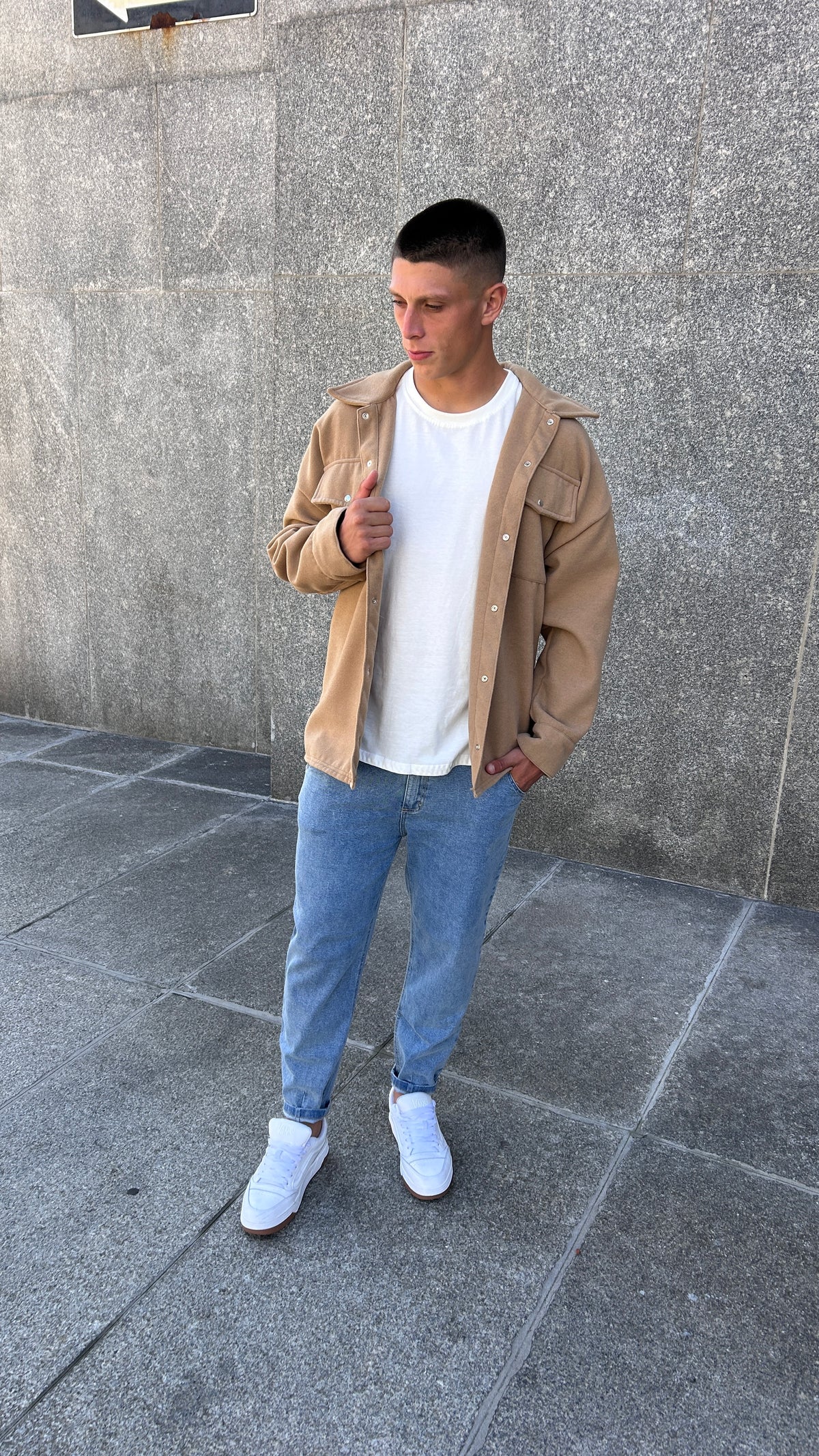 Chaqueta OVER de paño camel
