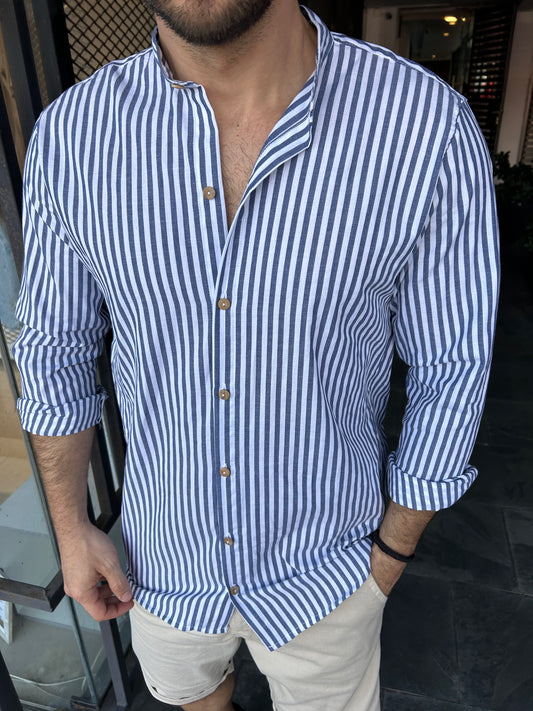 Camisa de lino rayada azul y blanco