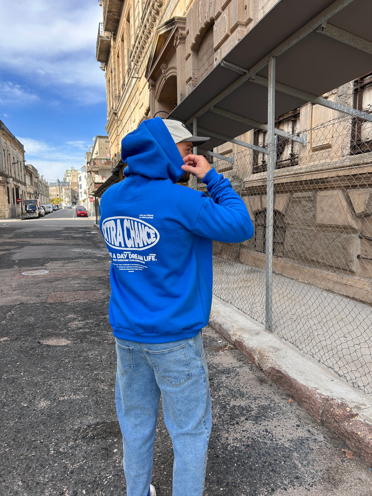 CANGURO OVERSIZE AZUL