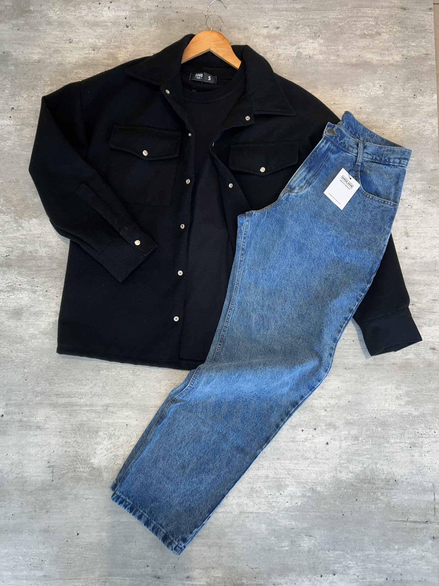 SALE 30% OFF Chaqueta OVER de paño negra