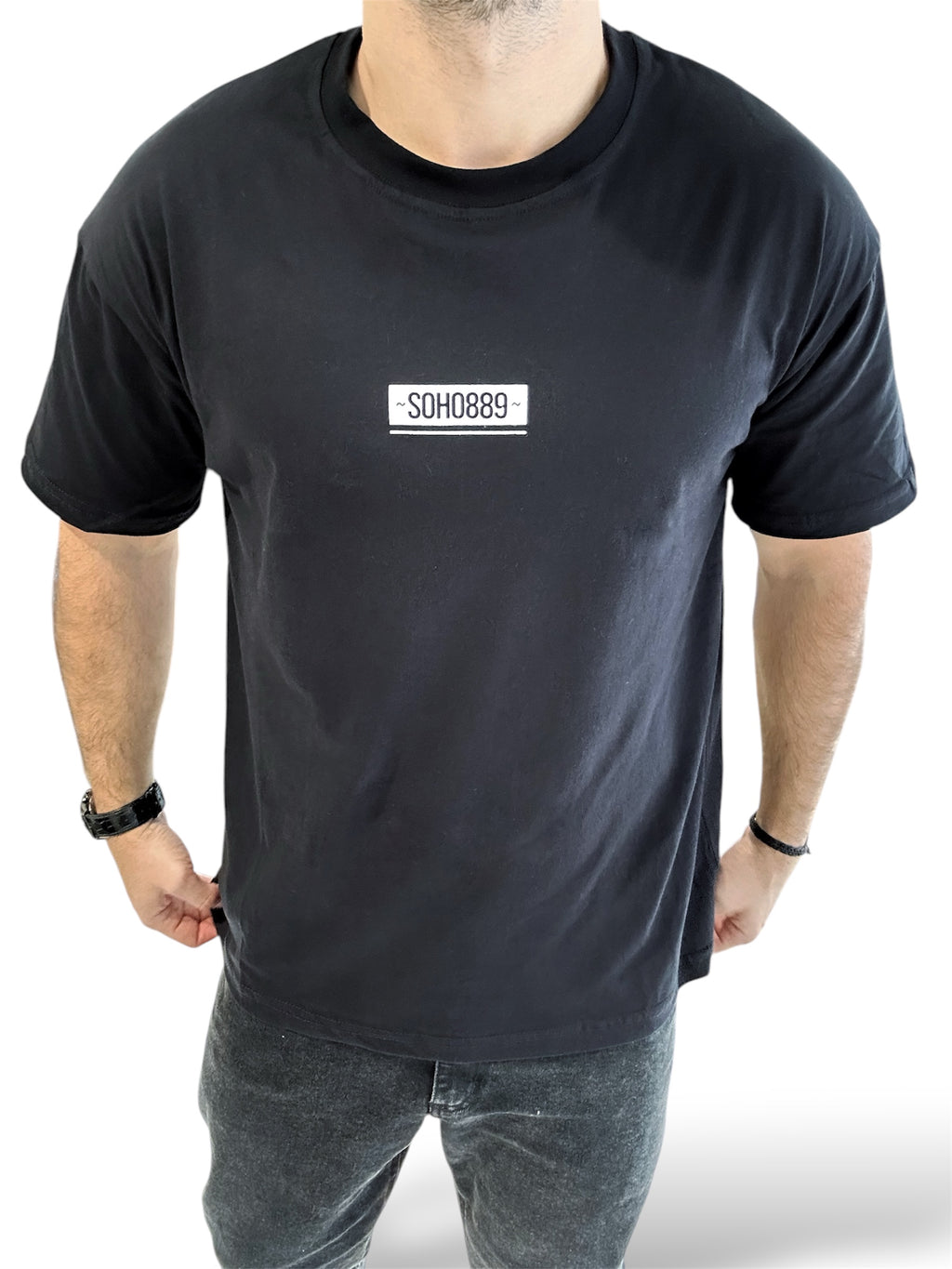 Remera negra “soho889”