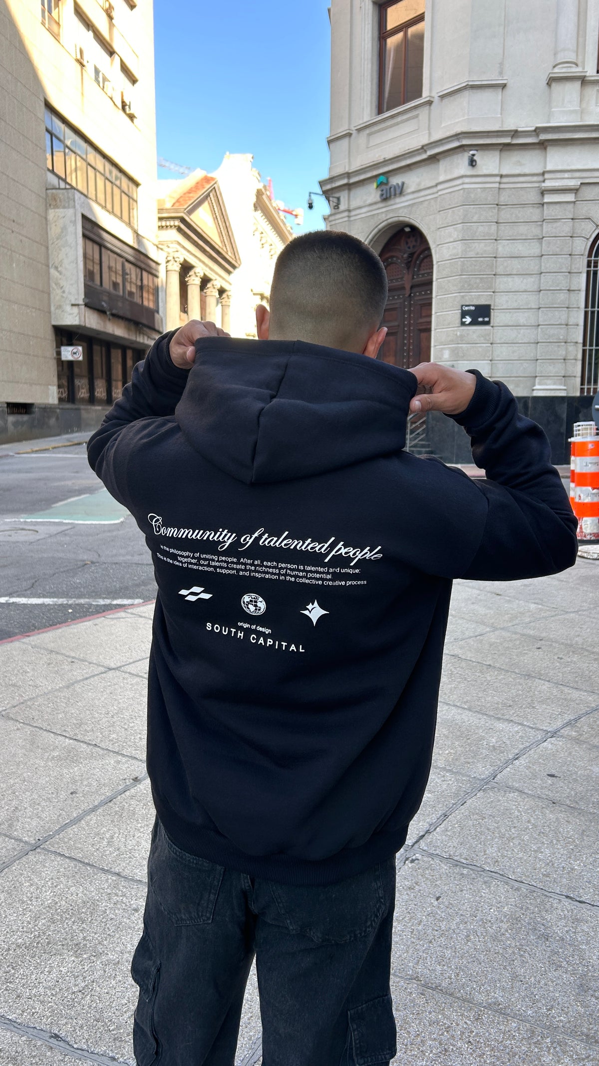 CANGURO OVERSIZE NEGRO