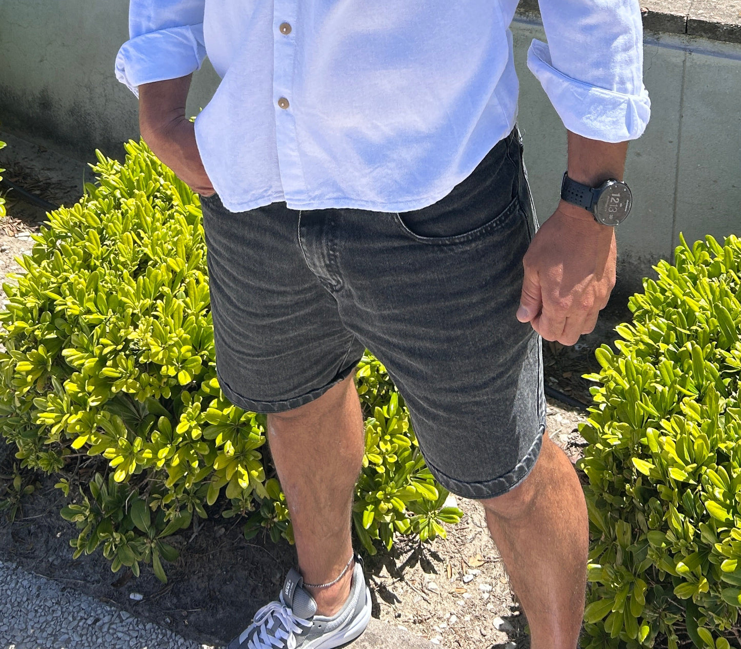 Bermuda BLACK gastada