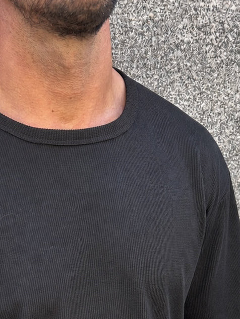 Remera WAFFLE negra