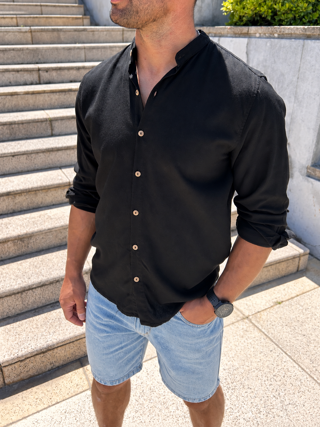 Camisa de lino negra