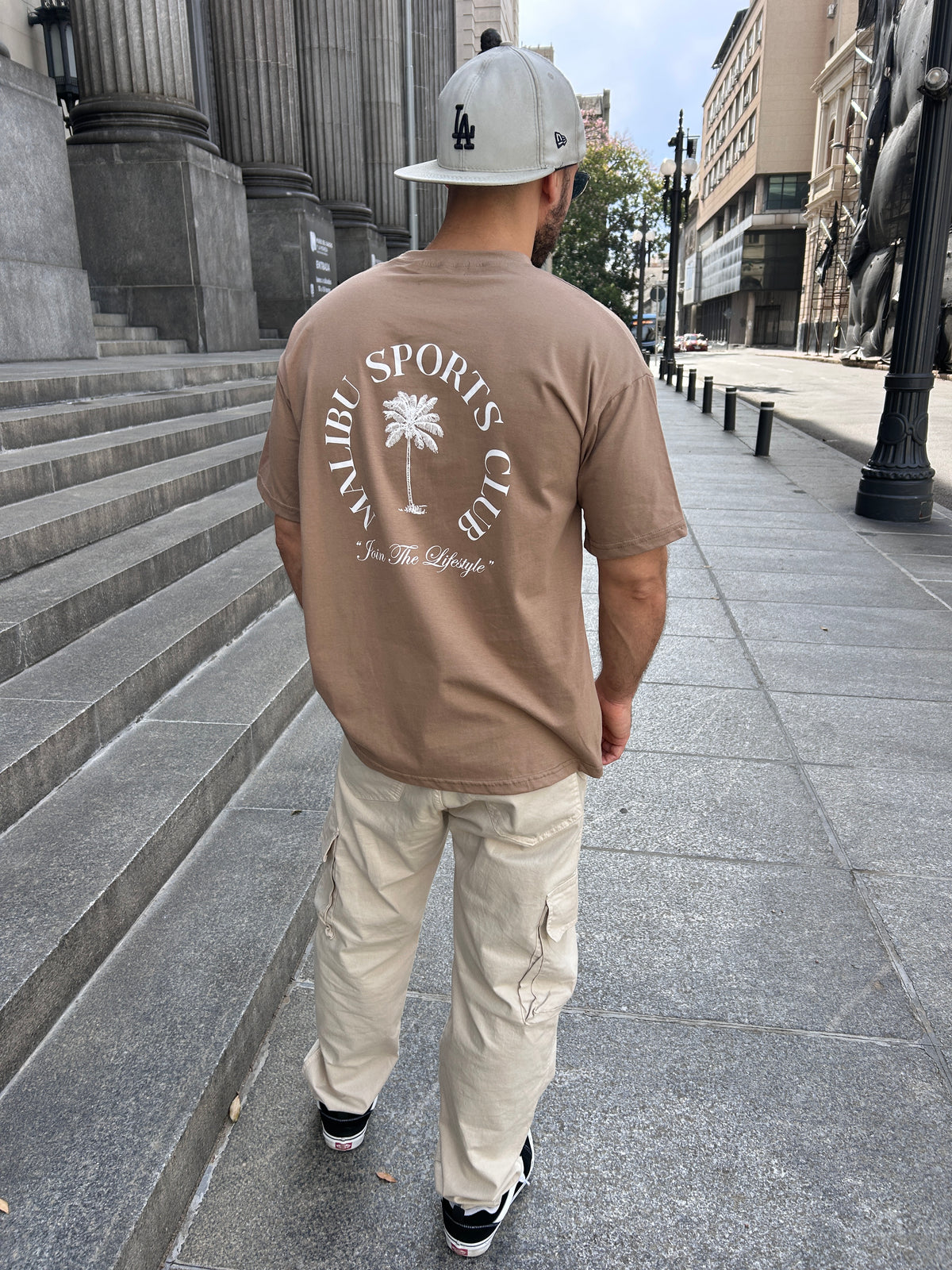 Remera tostada Palm 🌴 (espalda)