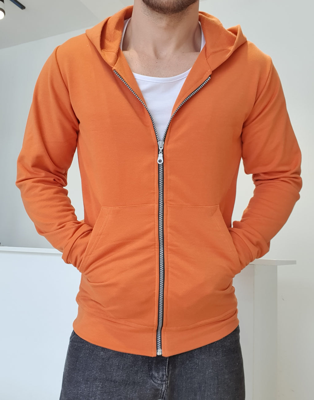 Campera anaranjada fina